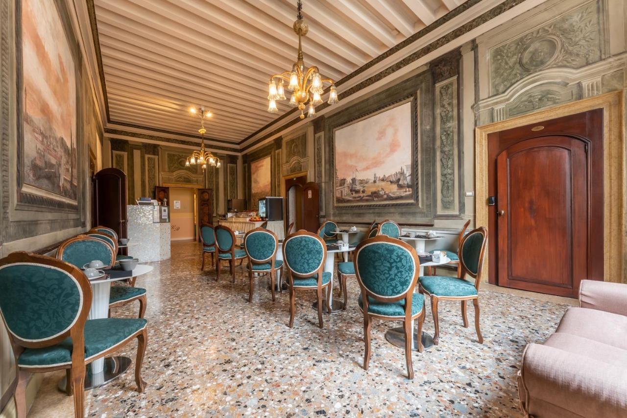 Отель Sogno Di Giulietta E Romeo Венеция Экстерьер фото
